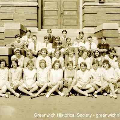 Sound Beach School Graduating Class of 1930