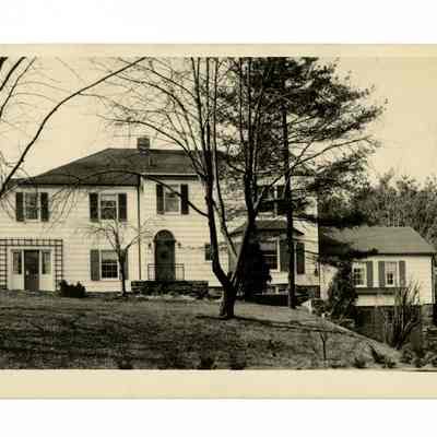 301 Shore Road