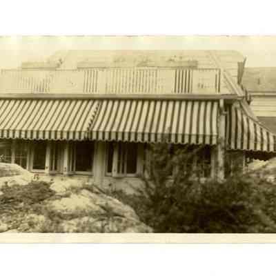 Young Residence Davis Avenue A