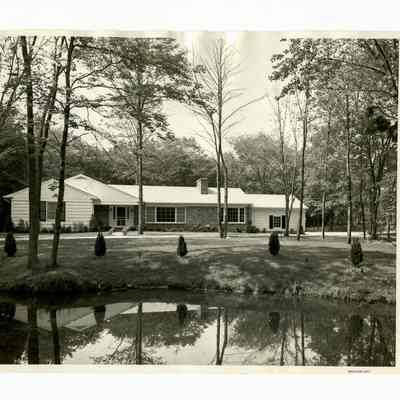 Anthony Residence Stag Lane