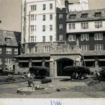Pickwick Arms D