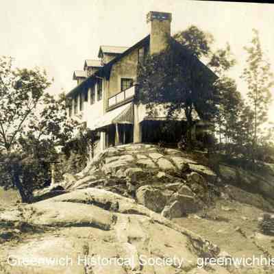Northwest Corner of Glenville Road and Brookside Drive E