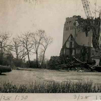 Pickwick Arms Demolition I