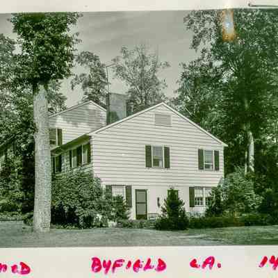 Larned House Byfield Lane