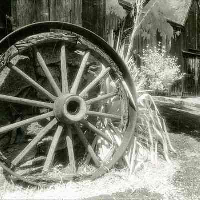 Bush-Holley Site Barn K