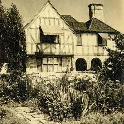 Jensen Residence Alden Road