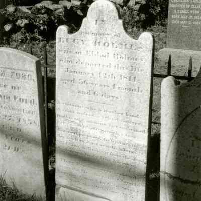 Lucy Holme Grave