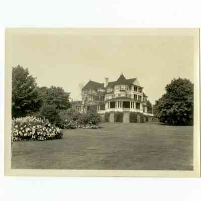 Nichols Estate Meadow Drive B