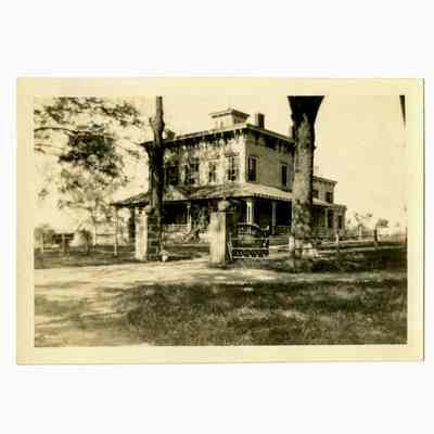 Simmons Estate Lake Avenue B
