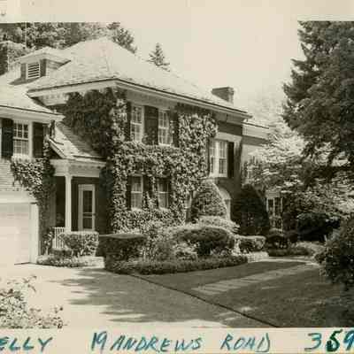 19 Andrews Road