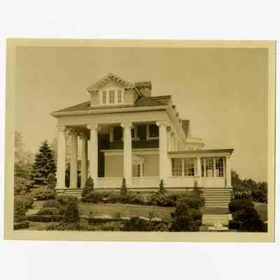 Spaulding Estate Field Point Park C