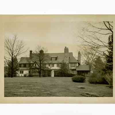 Brown Residence Round Hill Road E