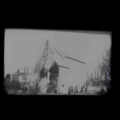House Lisso Avenue Negative