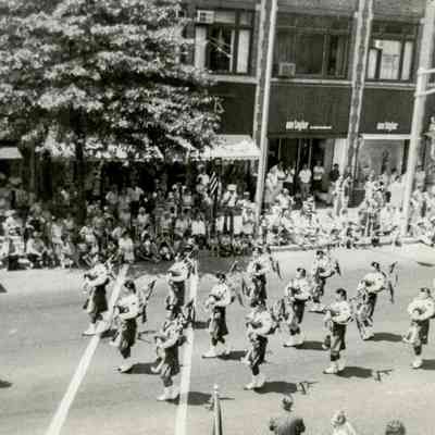 Parade H