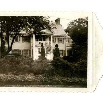 English Residence Overlook Drive