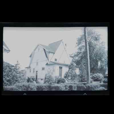 60 Richmond Drive Negative