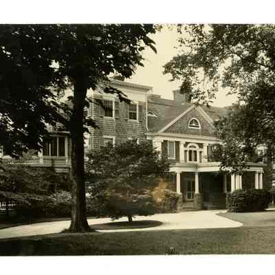 Home East Putnam Avenue A