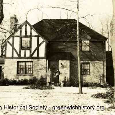 22 Crescent Road