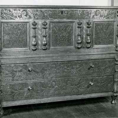 Hadley Chest B