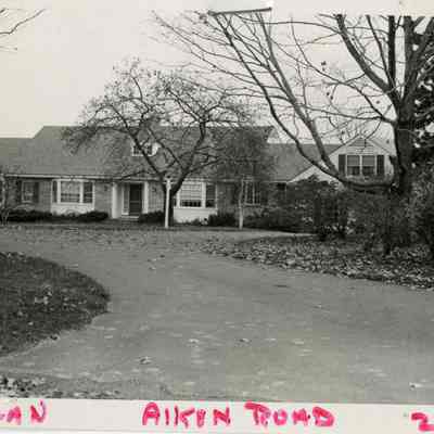 34 Aiken Road
