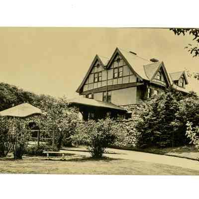 Harold Residence Mead Avenue