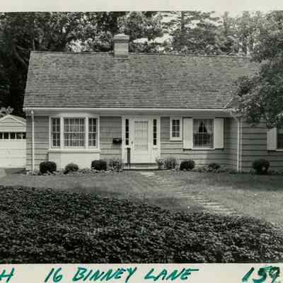 16 Binney Lane B