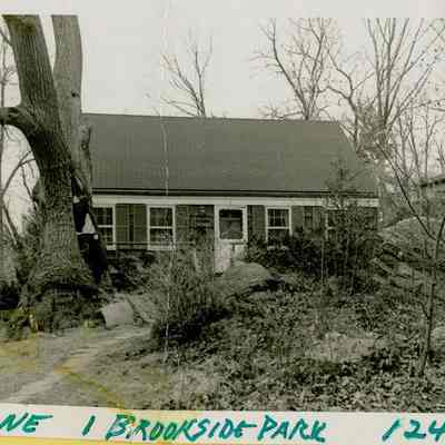 1 Brookside Park B