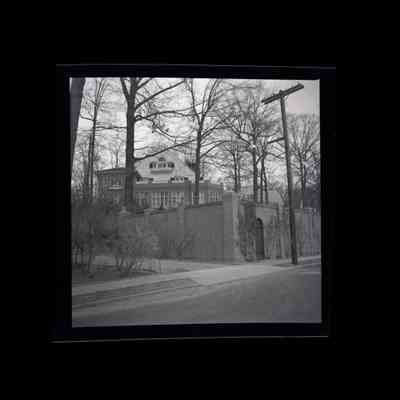 98 Glenwood Drive Negative