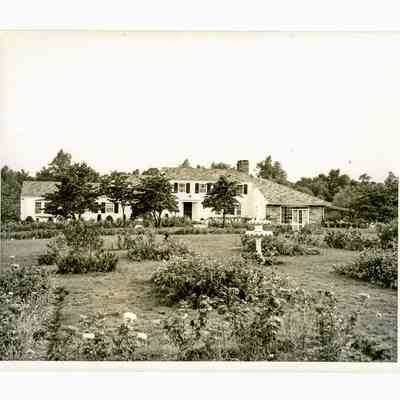 Ivey Residence Quaker Lane B
