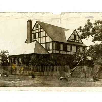 Hansen Residence Bryon Road