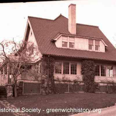 91 Brookside Drive E