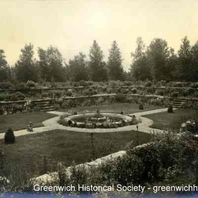 Thought to be Wilshire Farm Formal Garden