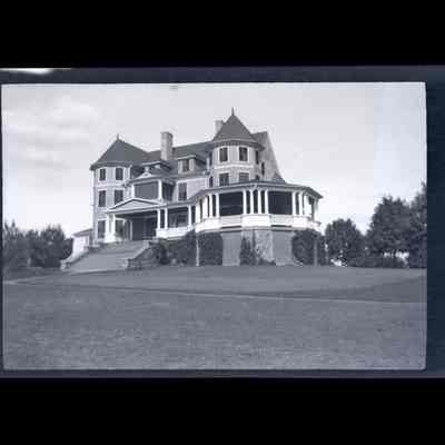 Nichols Estate Meadow Drive Negative C