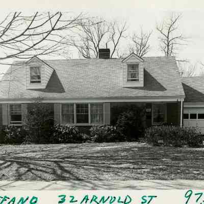 32 Arnold Street