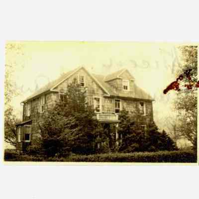 Kneen Residence Sound Beach Avenue