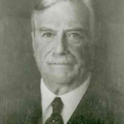 Julian Curtiss