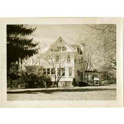 McCord Residence Bush Avenue B