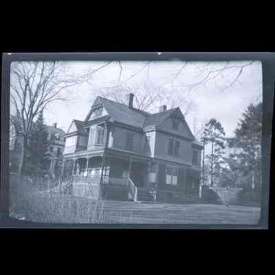 Hattie Residence West Elm Street Negative