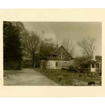 House with Dog Club Road