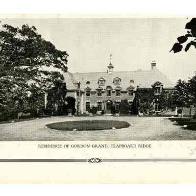 Grand Residence Clapboard Ridge Road
