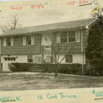12 Curt Terrace B