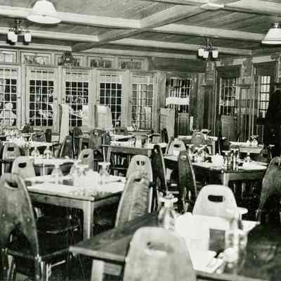 Pickwick Inn Restaurant A