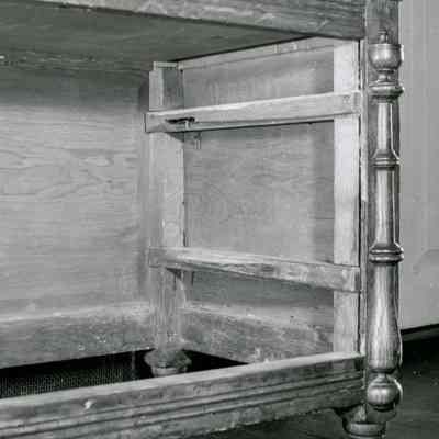 Hadley Chest F