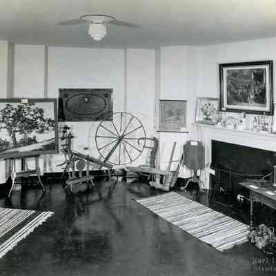 Perrot Memorial Library Historical Society Exhibit