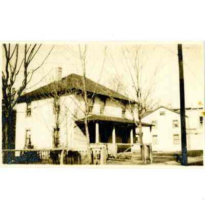 224 Davis Avenue