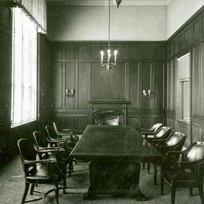Putnam Trust Company Meeting Room