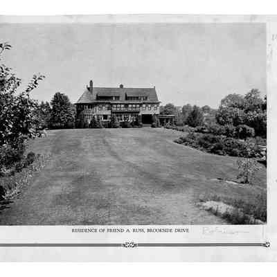 Russ Residence Brookside Drive