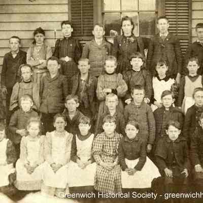 Round Hill School Class Photo