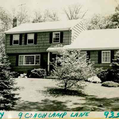 9 Coachlamp Lane