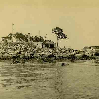 Wee Captain's Island U